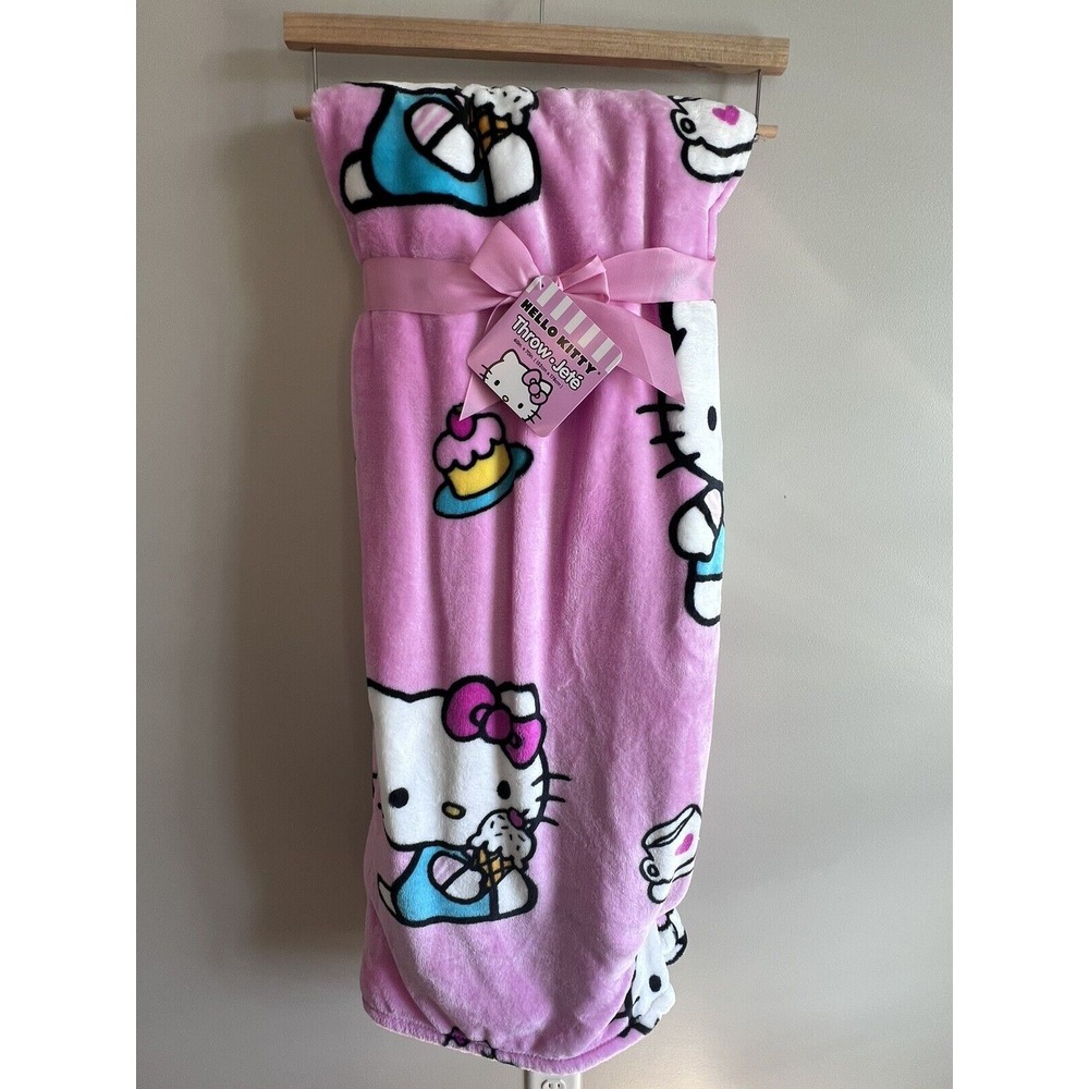 Hello Kitty Pink Throw Blanket Cupcake Design Soft Fleece 60x70 inches